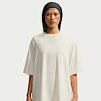 NikeSKIMS Airy Women's Oversized T-Shirt. Nike.com